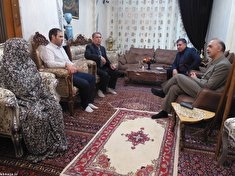 دیدار با ۱۳ نفر از بازنشستگان و مستمری بگیران استان اردبیل